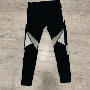 DONATING ON 09/15 Fabletics 7/8 workout legging